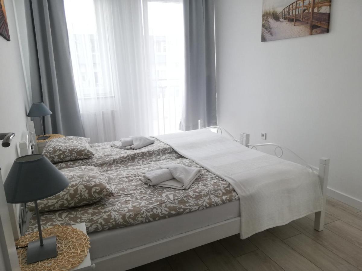 Apartament Kapitalny Dziwnówek Buitenkant foto